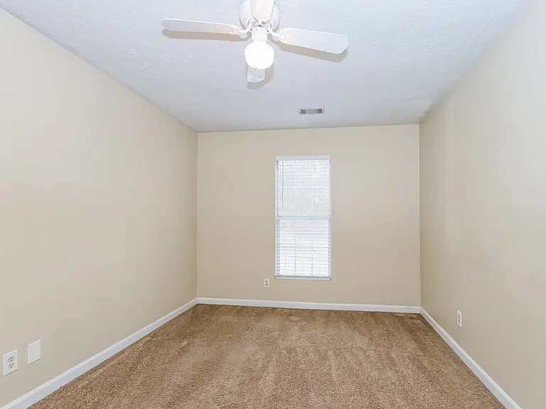639 Fair Harbor Dr — Photo 15