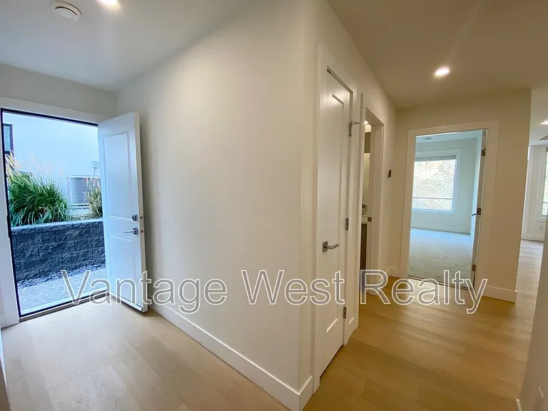 767 Deans Dr #2 — Photo 19