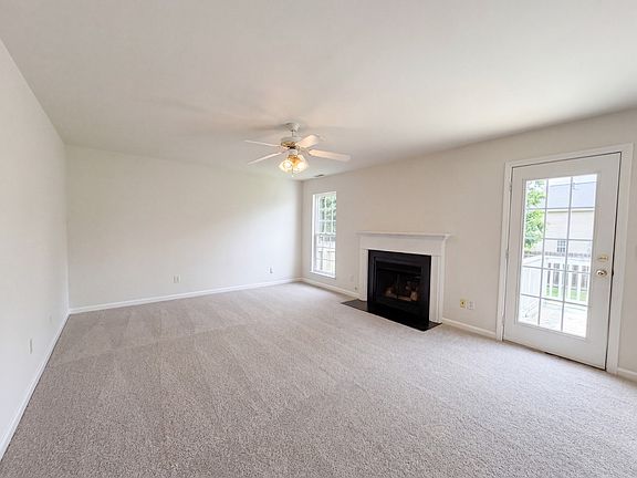 4th image of 1614 Harrison Way