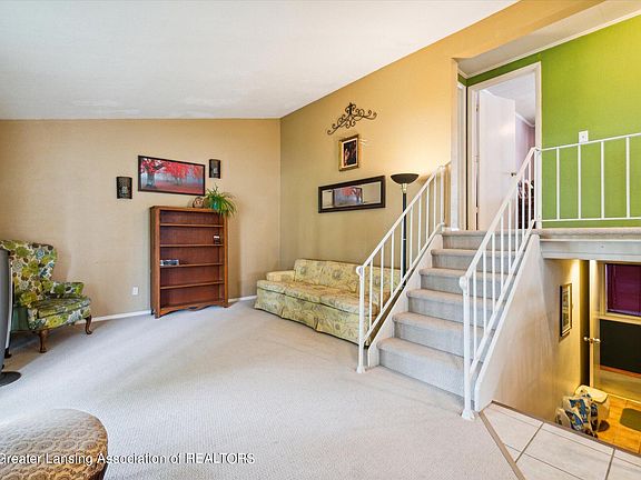 5th image of 4900 Woodlyn Dr
