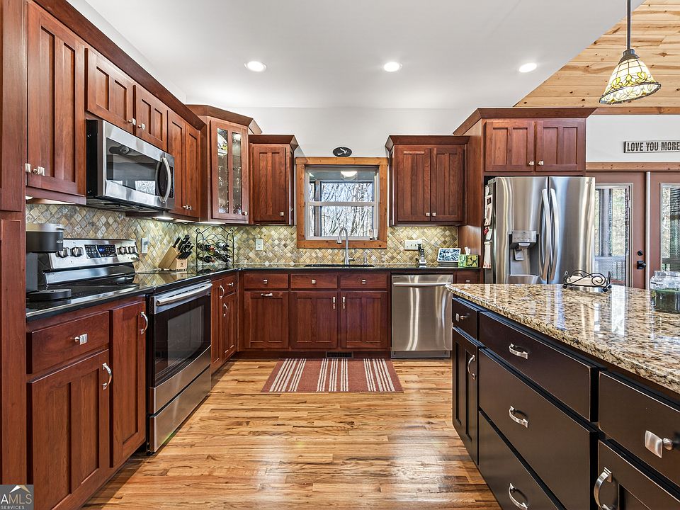 13th image of this home