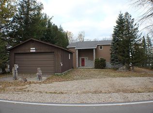 31097 E Tourist Rd, Drummond Island, MI 49726
