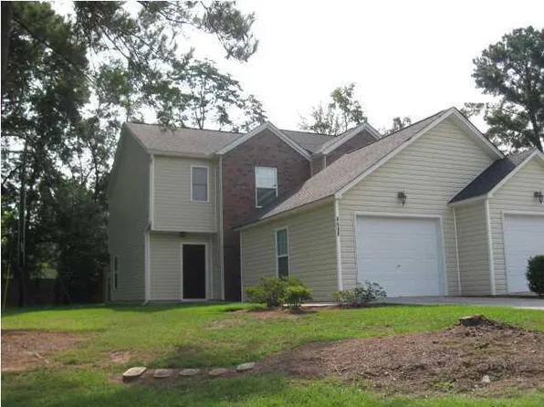 8668 Roanoke Dr, Charleston, SC 29406