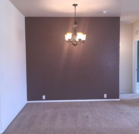 4th image of 1117 Mule Deer Dr