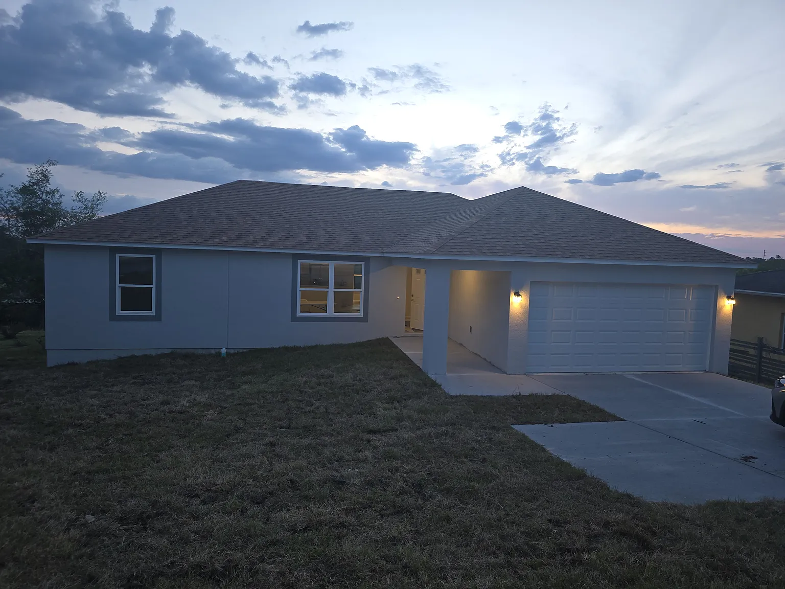 3 bed, 2876 sqft, $2,350 — Photo 2