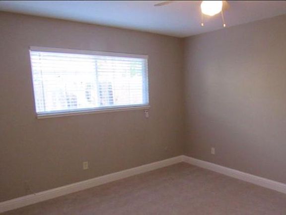 2nd image of 4818 Pasarobles Dr