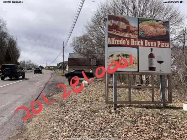 417 S Hunter Hwy #4002, Hazleton, PA 18202