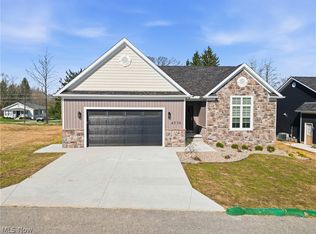 4536 Wyatt Way, Poland, OH