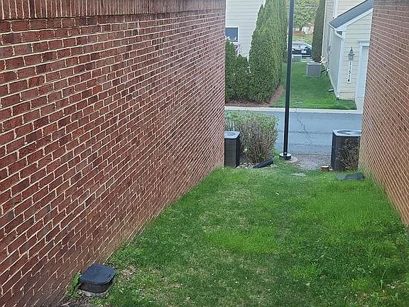 3rd image of 11612 Leesborough Cir