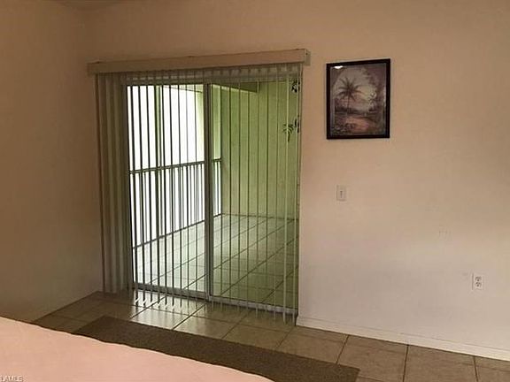 4th image of 25761 Lake Amelia Way