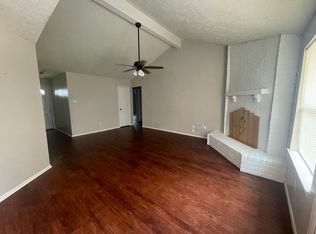 2 Wagon Lane Loop, Angleton, TX 77515