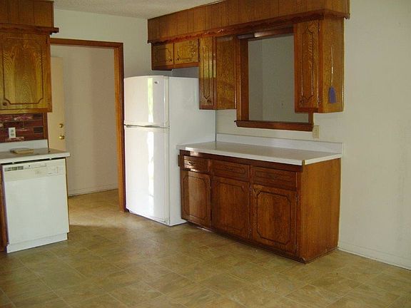3rd image of 2254 NW 40th St