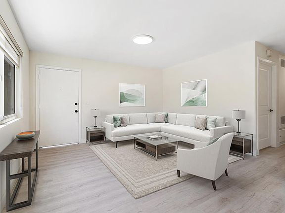 3rd image of 831 Glendale Blvd APT 1