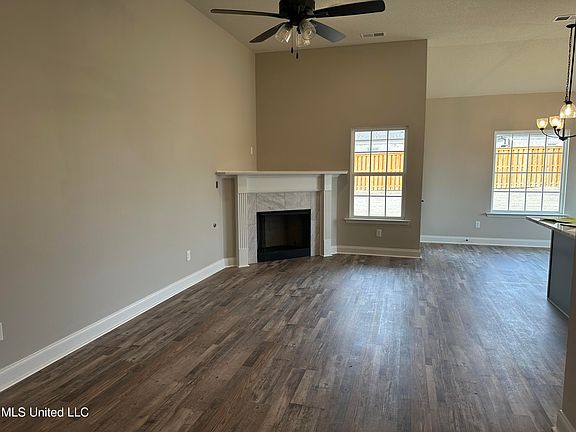 2nd image of 274 Country Garden Dr