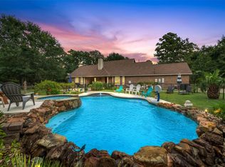 25467 Brooks Rd, Waller, TX 77484