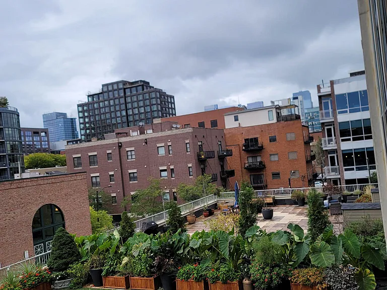 1200 W Monroe St #420 — Photo 92