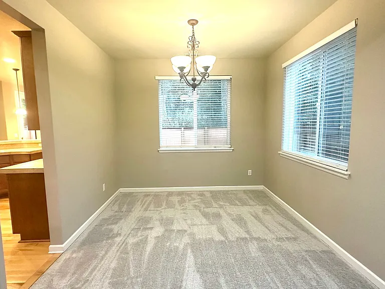 4315 Freemont St NE — Photo 7