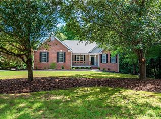 151 Preserve Pkwy, Ball Ground, GA 30107