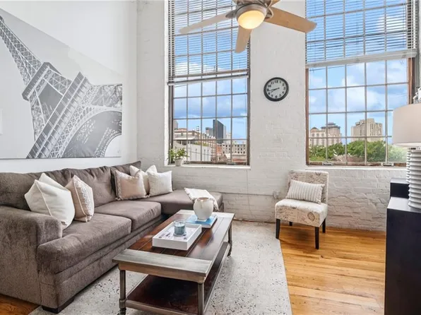 920 Poeyfarre St APT 221, New Orleans, LA 70130