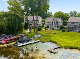 7450 E Wind Lake Rd, Wind Lake, WI 53185