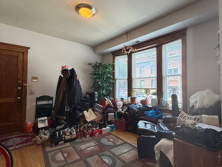 2807 N Francisco Ave #1 — Photo 4