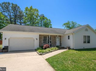 141 Wave Rd, Manahawkin, NJ 08050