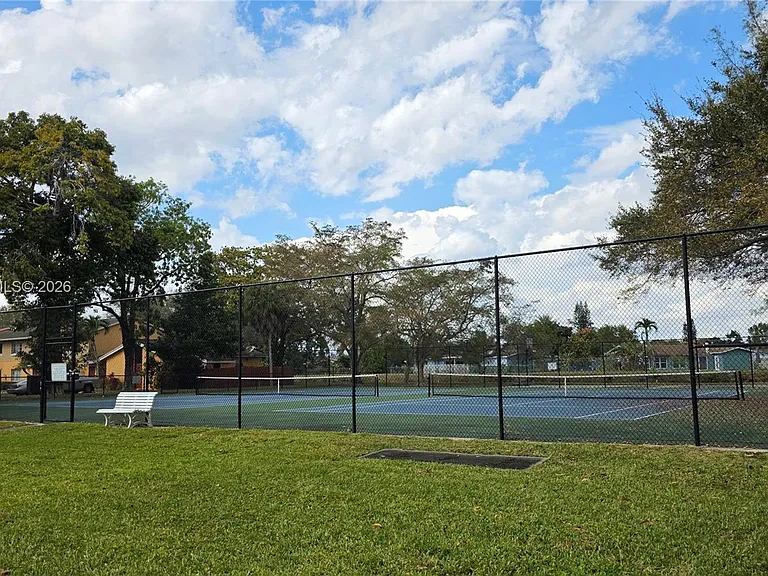 7085 W Sunrise Blvd #7085 — Photo 24