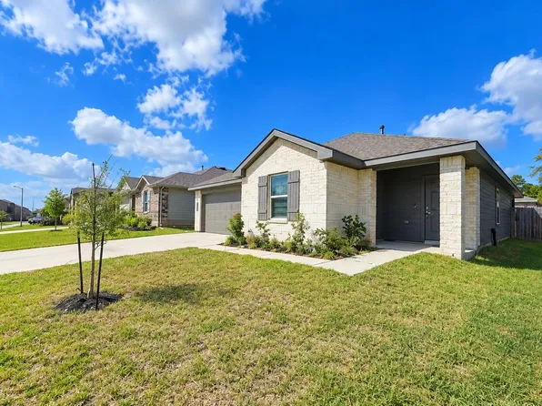 24634 Sapling Pine St, Magnolia, TX 77355