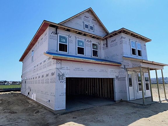 988 Triton Ave