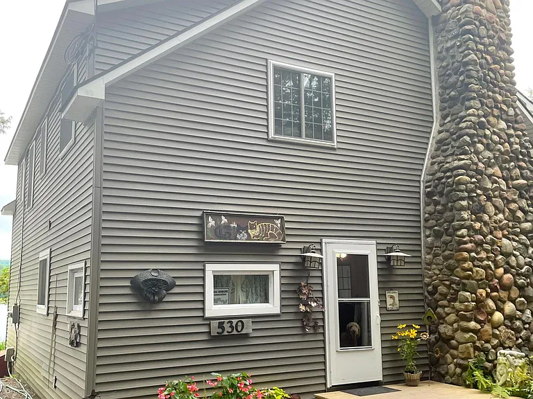 Frank Rd — Photo 17