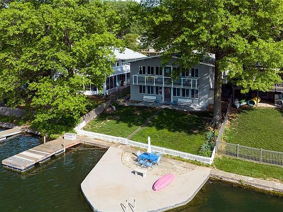 3rd image of 4 Dockside Dr