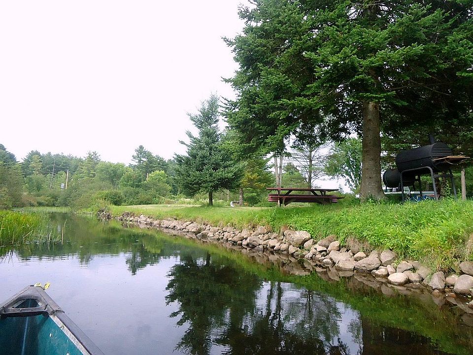 2nd image of 5 Laflure Ln
