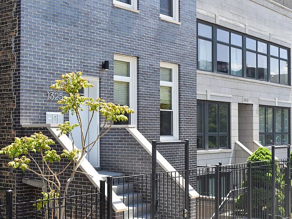 2nd image of 1325 N Bosworth Ave APT 2