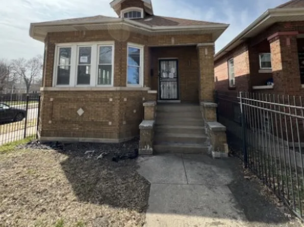 (undisclosed Address), Chicago, IL 60628