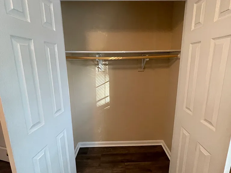 710 Finzer St — Photo 24