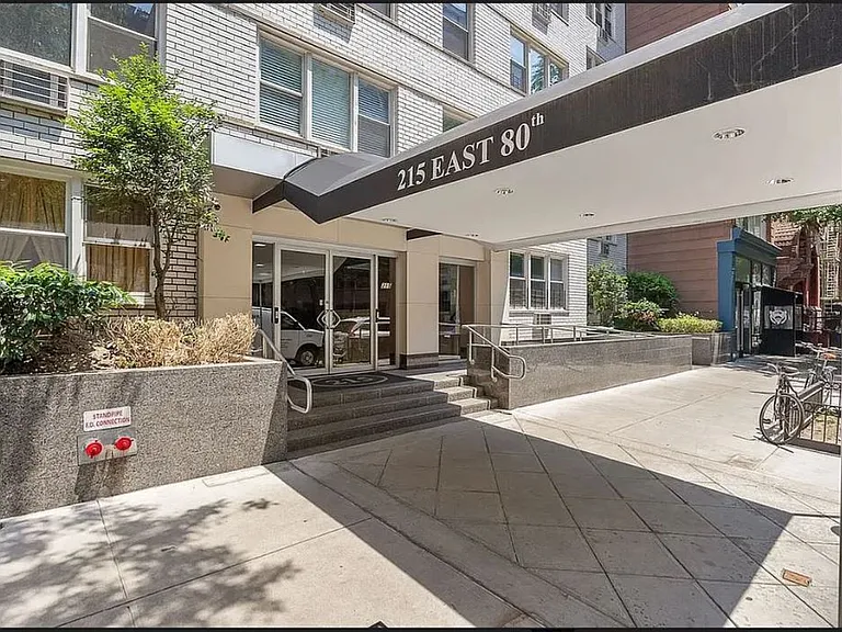 215 E 80th St #9G — Photo 23