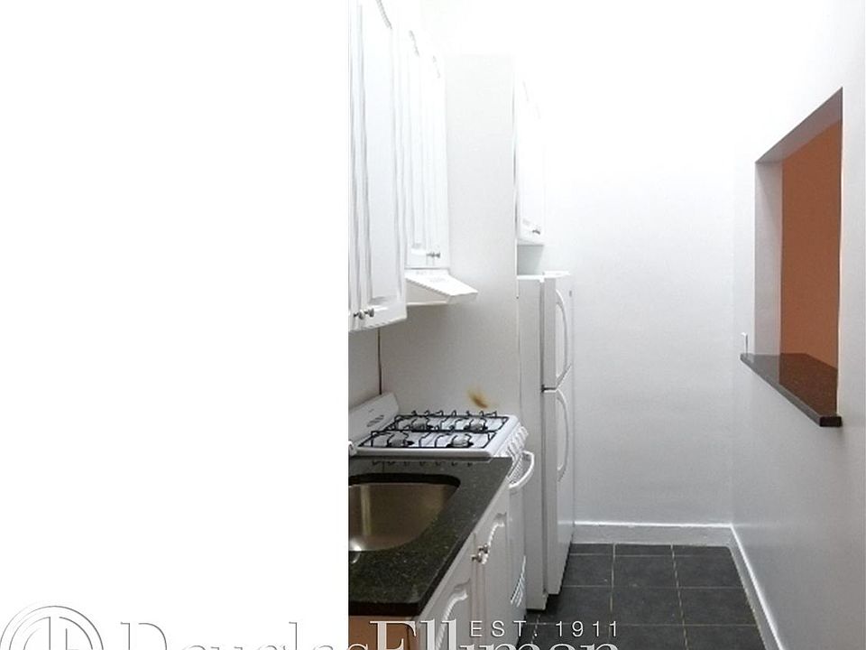 2nd image of 220 W 98th St APT 7K