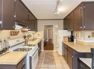 4517 State Line Rd, Kansas City, MO 64111