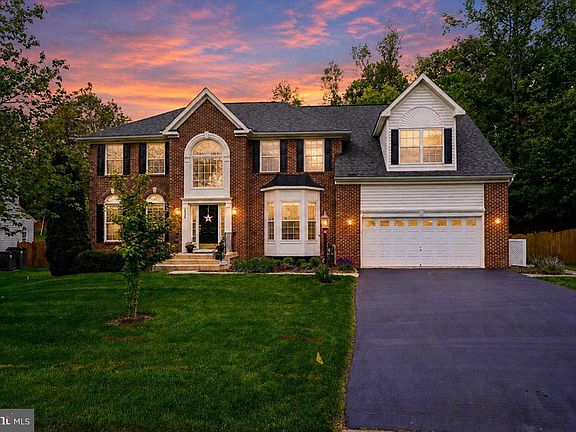 2nd image of 5382 Macdonald Rd