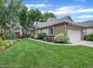 42052 Saratoga Cir, Canton, MI 48187