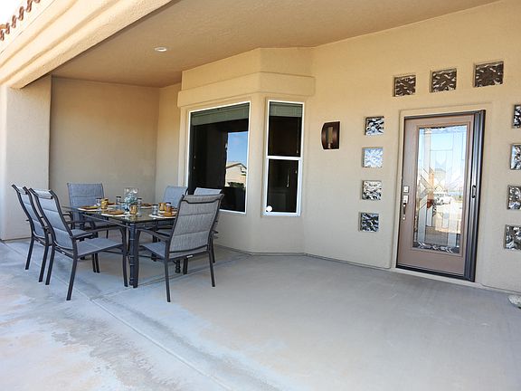 4th image of 1440 Tamarack Dr