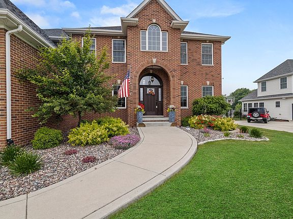 3rd image of 1661 S Feather Rock Dr