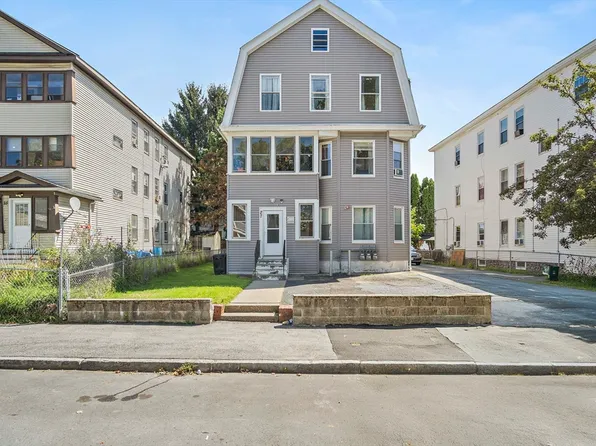 27 Haynes St, Worcester, MA 01603