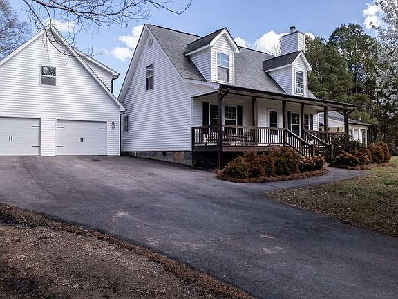 3rd image of 957 Bethlehem Rd