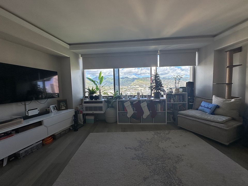 1st image of 2333 Kapiolani Blvd APT 2206