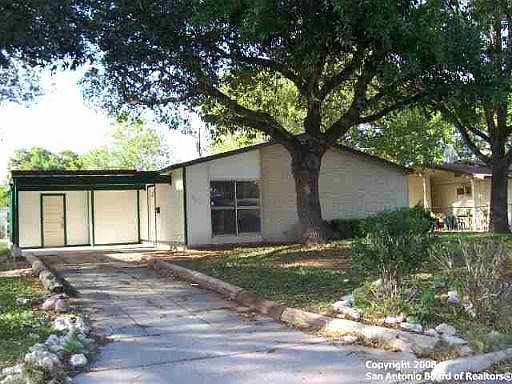 1st image of 4119 TAMARAK ST