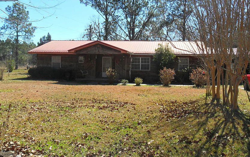 1st image of 664 NE Harrington Ct