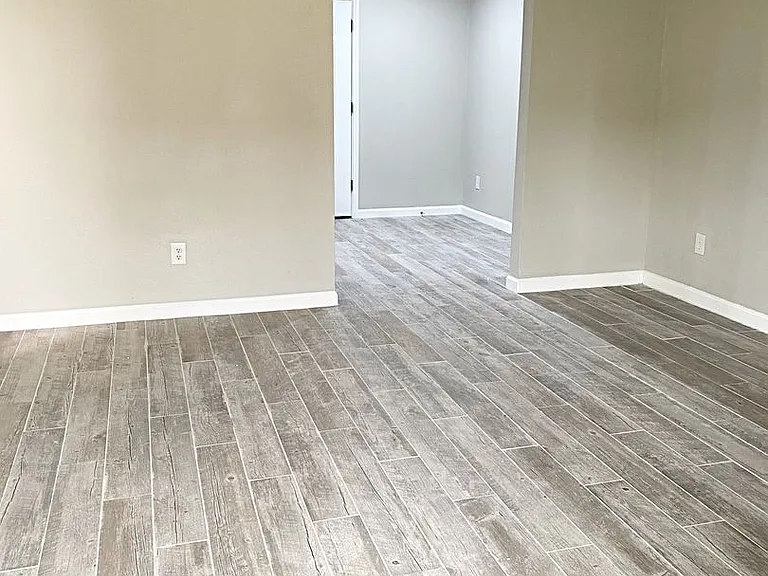 6019A Bedford Dr — Photo 2