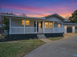 1107 Nelson Rd, Albertville, AL 35950