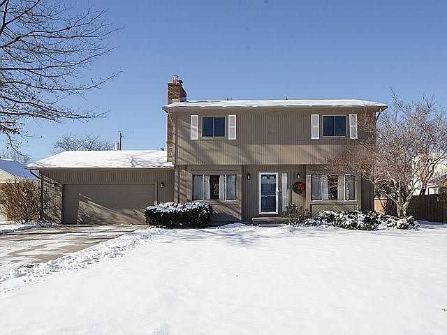 1st image of 3868 Hillside Dr